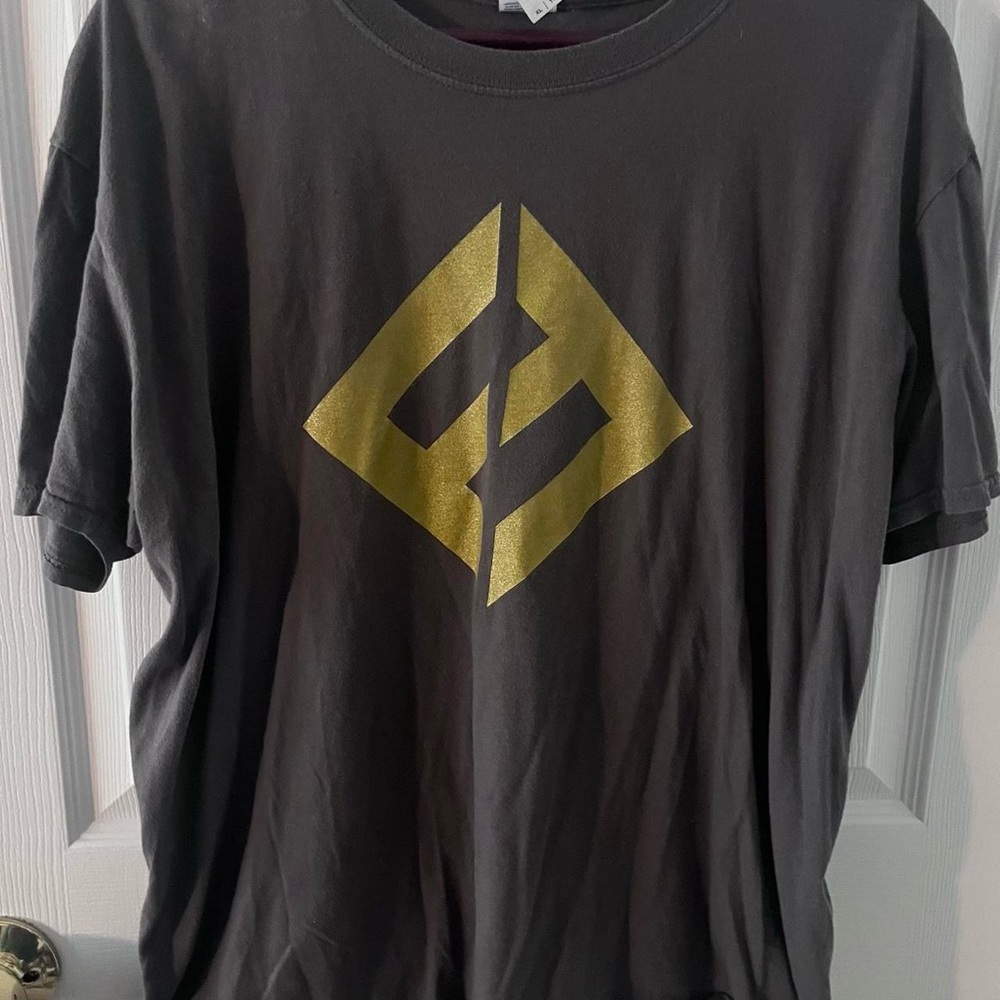 Foo fighters tour shirt